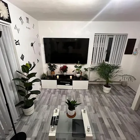 1-Bed Flat With Fast Wi-Fi In Prime Location 15Mins From Central Londres Extérieur photo
