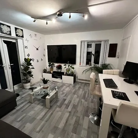 1-Bed Flat With Fast Wi-Fi In Prime Location 15Mins From Central Londres Extérieur photo