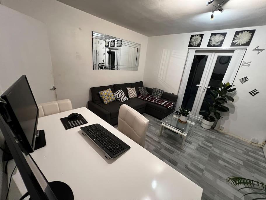 1-bed Flat With Fast Wi-fi In Prime Location 15mins From Appartement Londres